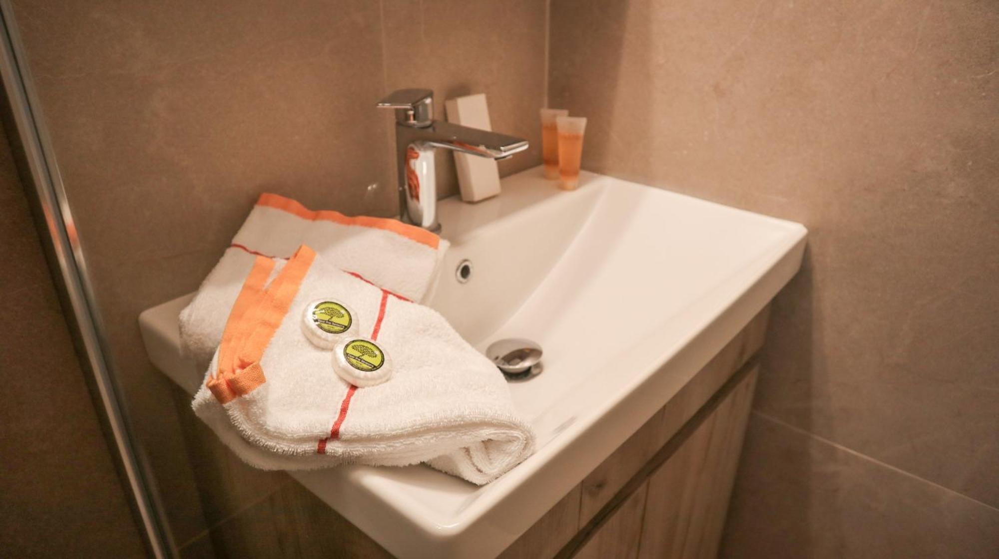 Zeus Apartman Ísztro Kültér fotó